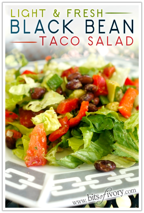 Light and Fresh Black Bean Taco Salad with cilantro and lime | www.bitsofivory.com