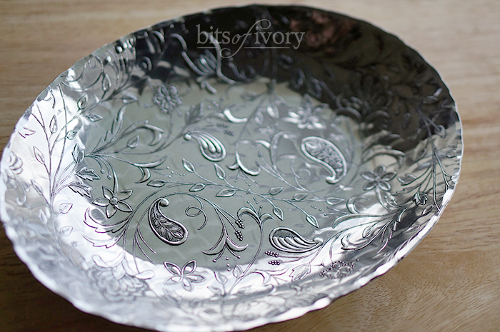 Oval dish by Wendell August with Tracery pattern