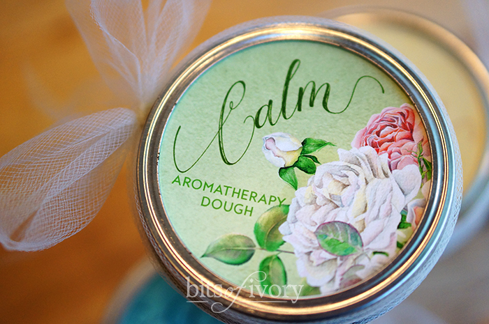 Aromatherapy dough Calm jar lid